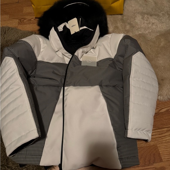 Fendi jacket - Picture 6 of 10